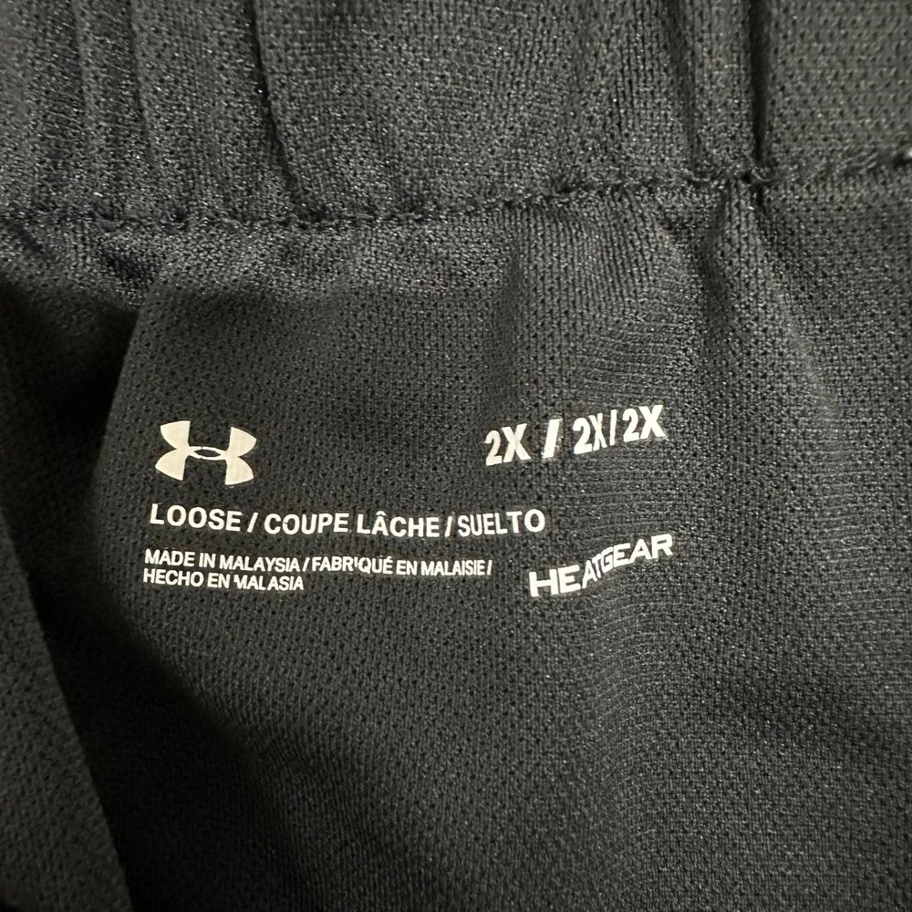 Under Armour Shorts Womens Size 2X Black HeatGear Loose Fit Athletic Gym Running